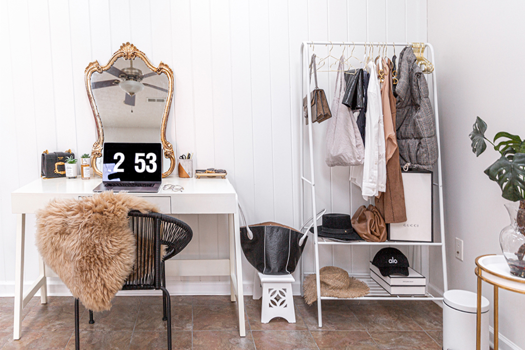 cost of being a luxury fashion blogger